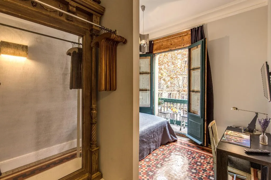 DOUBLE WITH BALCONY Room, We Boutique Hotel, Barcelona