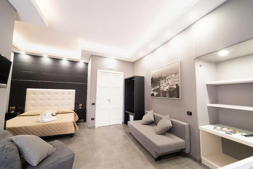 Room, P.C. Boutique H. Napoli Centro, Naples