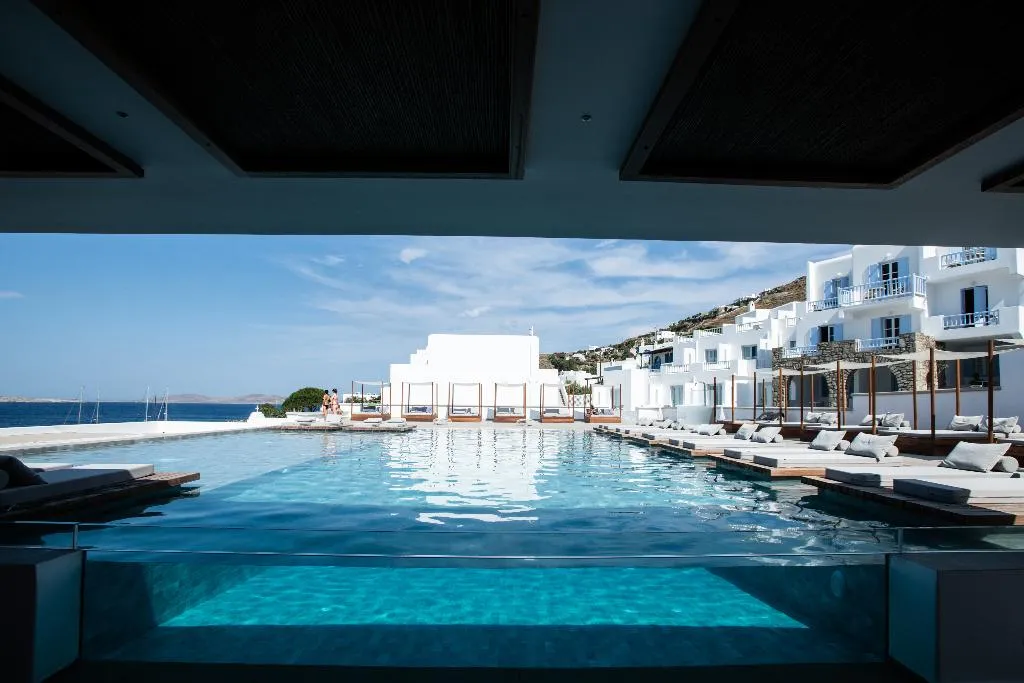 Pool, Manoulas Beach, Mykonos