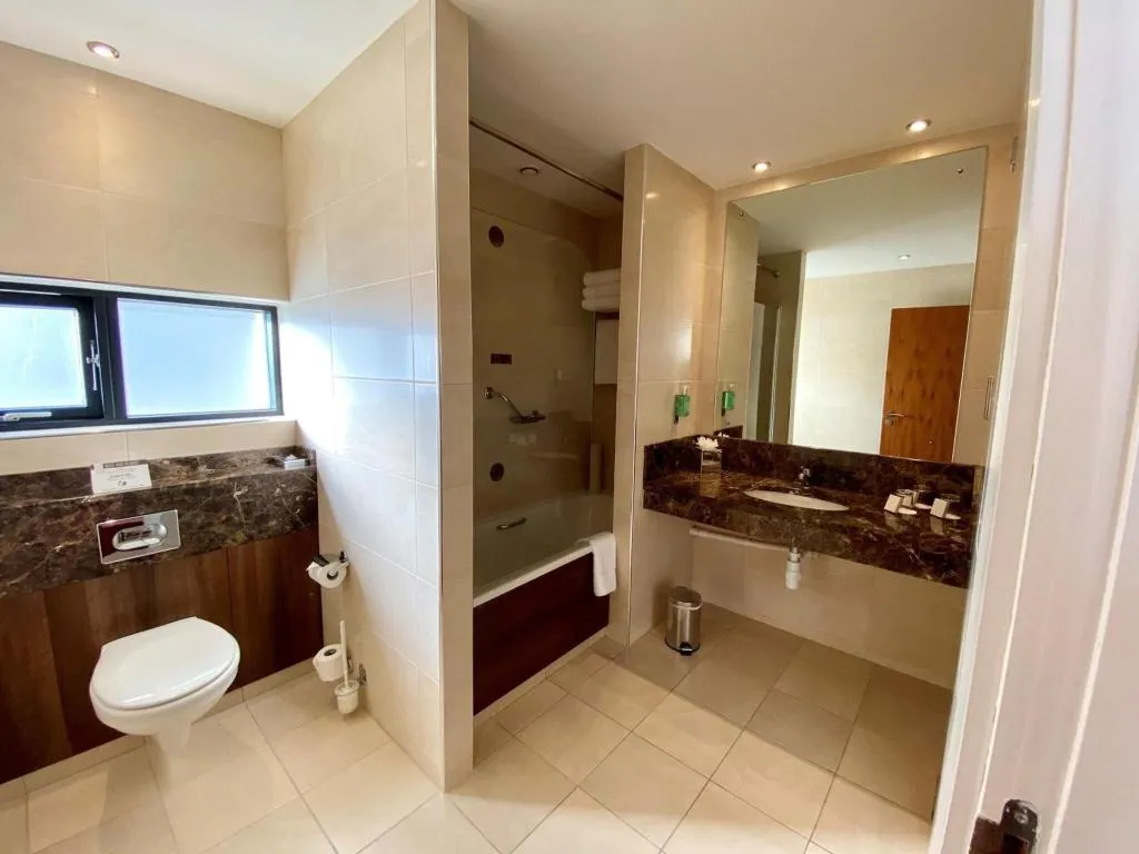 TWIN STANDARD Room, Glashaus Hotel, Dublin