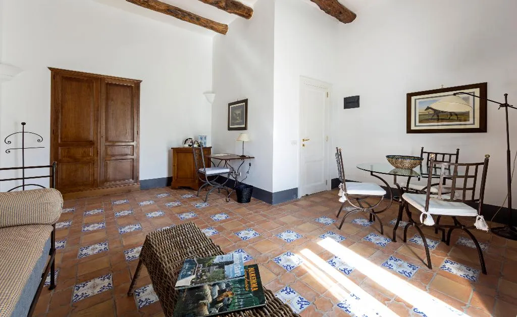 DOUBLE CLASSIC Room, Relais Regina Giovanna, Naples