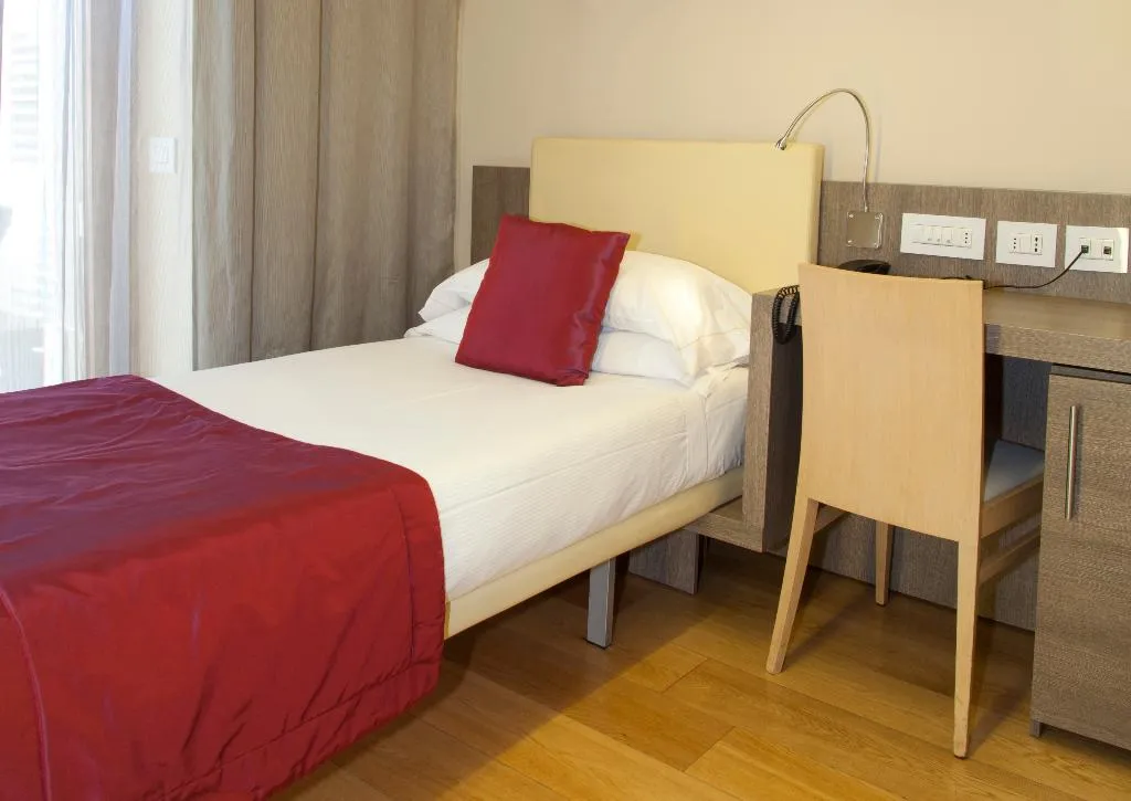 SINGLE STANDARD Room, Il Cantico ST Peter, Rome