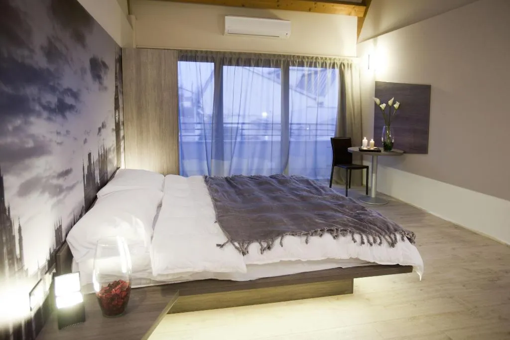 Room, Seven Rooms Milano, Milan