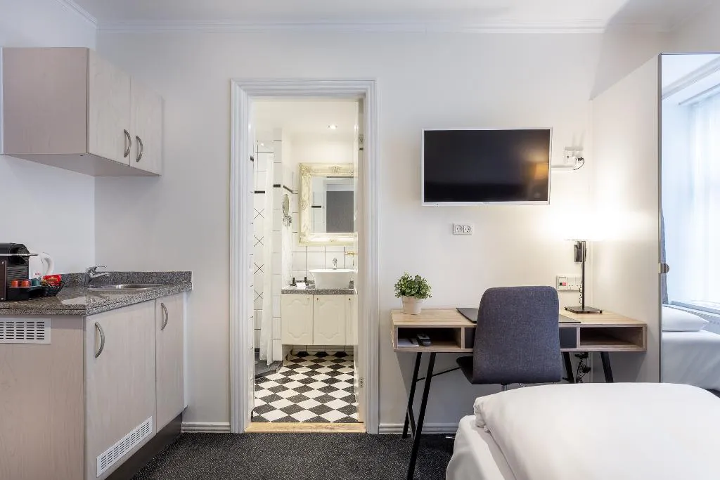 DOUBLE STANDARD Room, Hotel Tiffany, Copenhagen