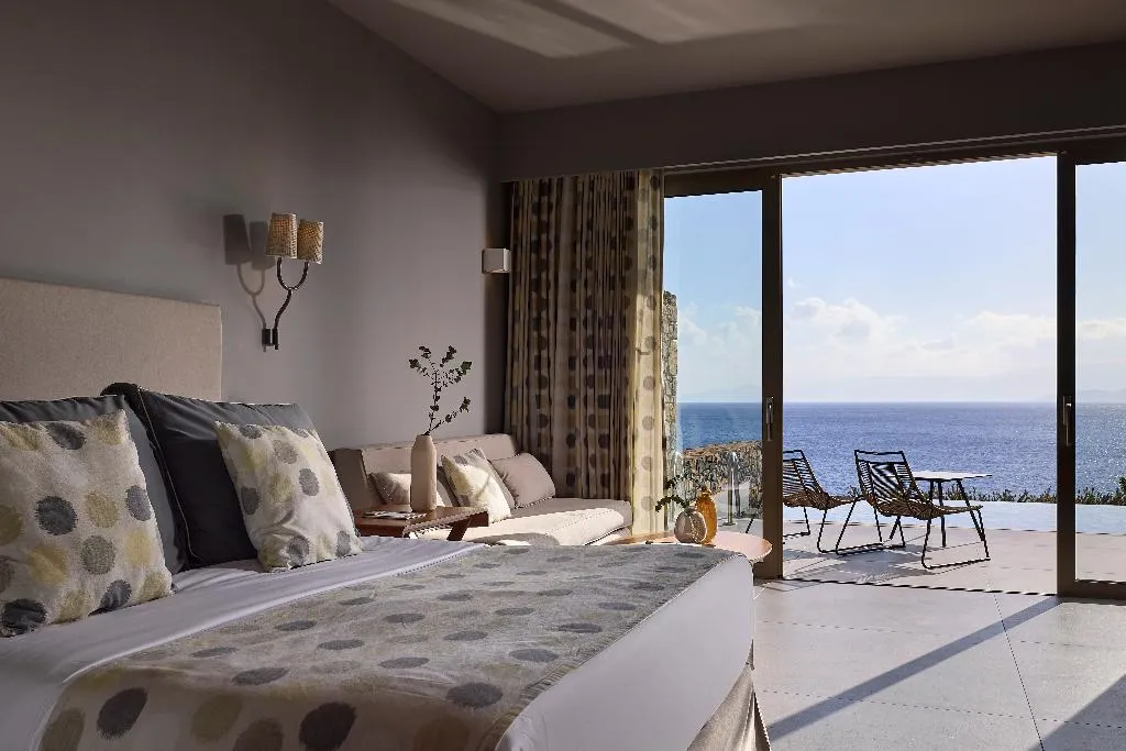 BUNGALOW DELUXE Room, Aquila Elounda Village Resort, suites & spa, Crete