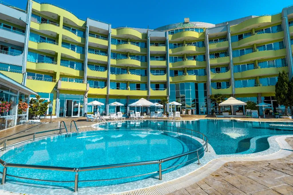 Pool, MPM Arsena, Bourgas