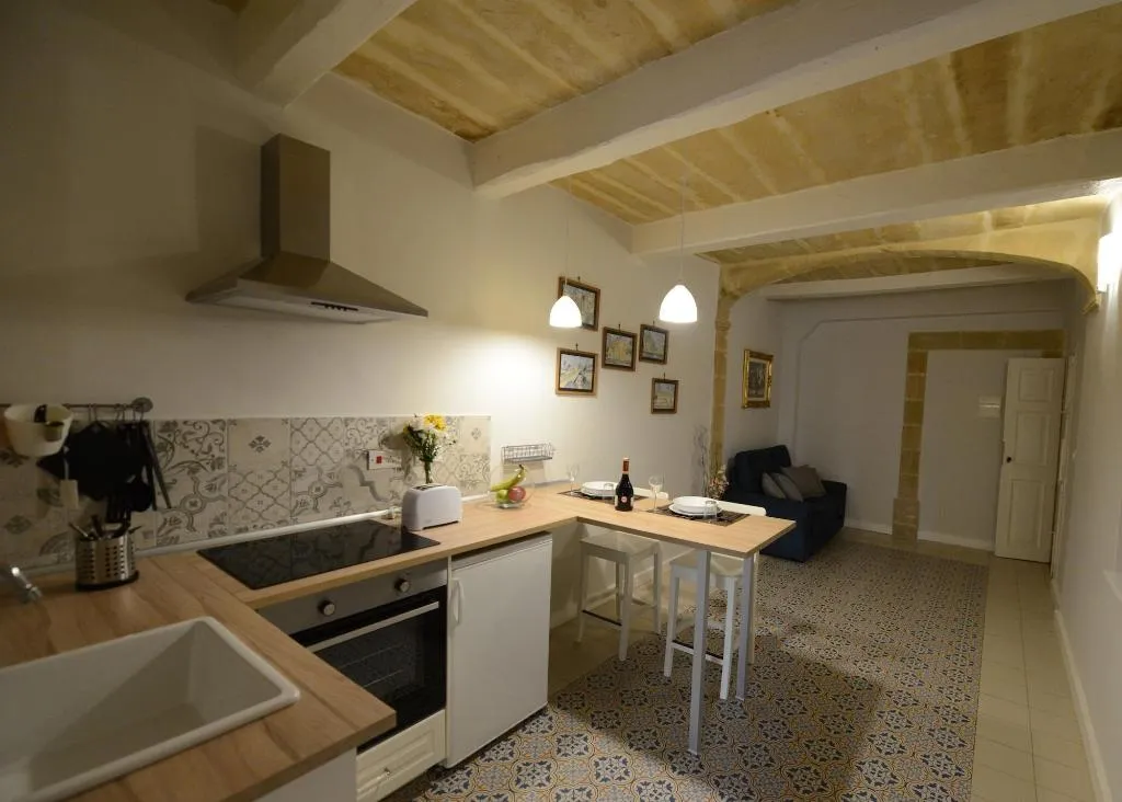 Room, Paulos Valletta, Malta