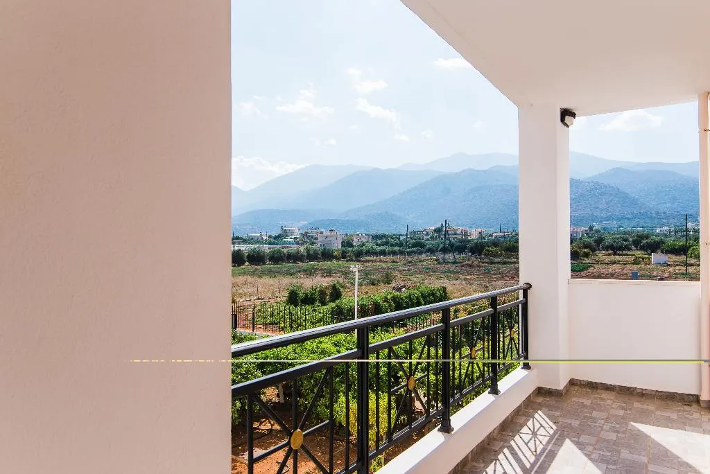 STUDIO CAPACITY 3 Room, Yiannis Manos, Crete