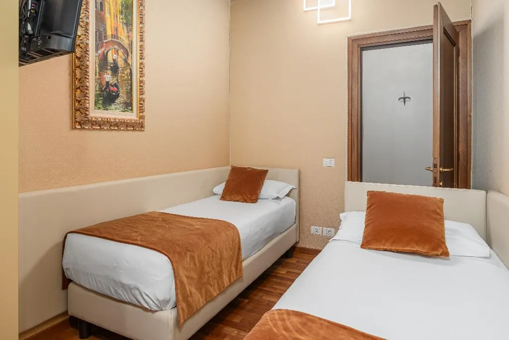 APARTMENT DELUXE TWO BEDROOM Room, Palazzo Paruta, Venice