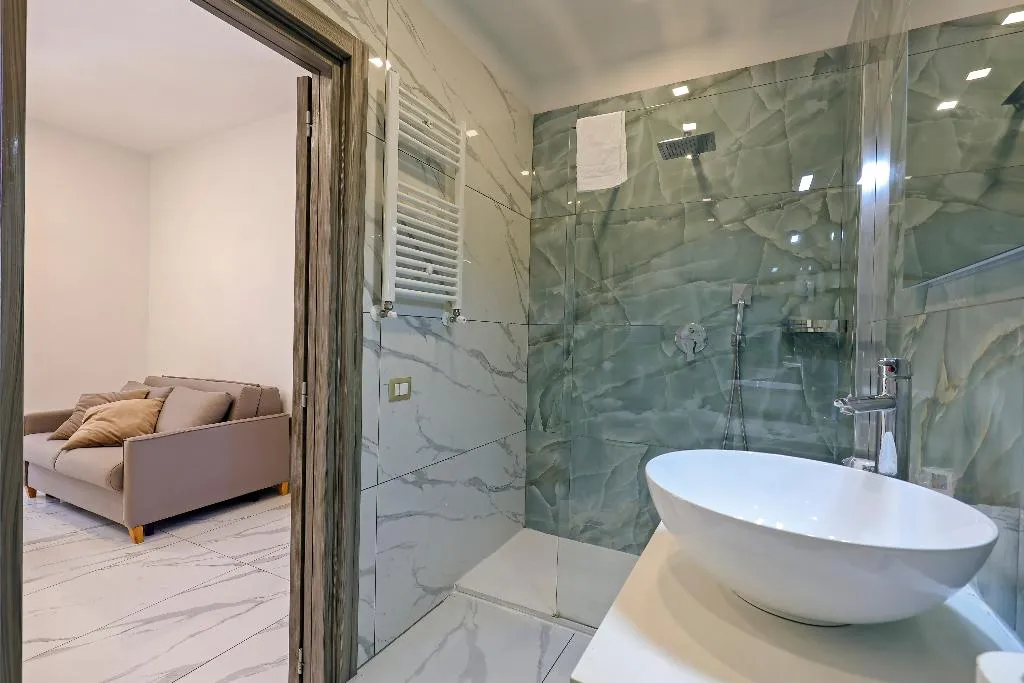 QUADRUPLE COMFORT Room, La Pace, Naples