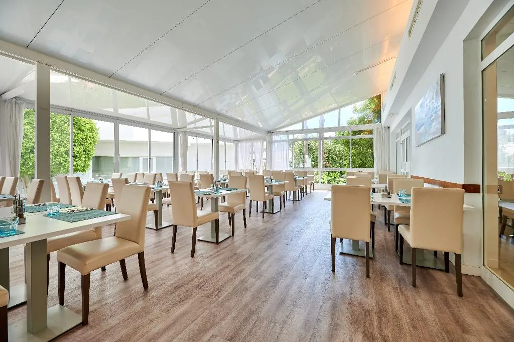 Restaurant, AluaSun Continental Park Hotel & Apartments, Majorca