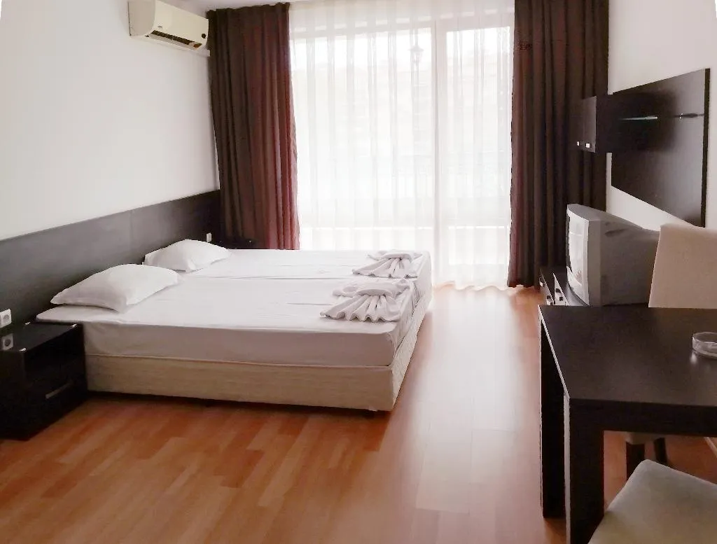 STUDIO STANDARD Room, Apart-hotel Happy, Bourgas
