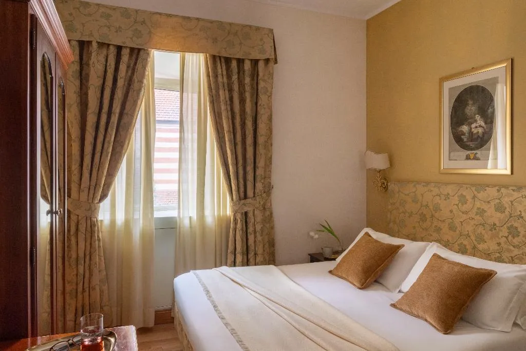 DOUBLE ECONOMY Room, Hotel Cortina Roma, Rome