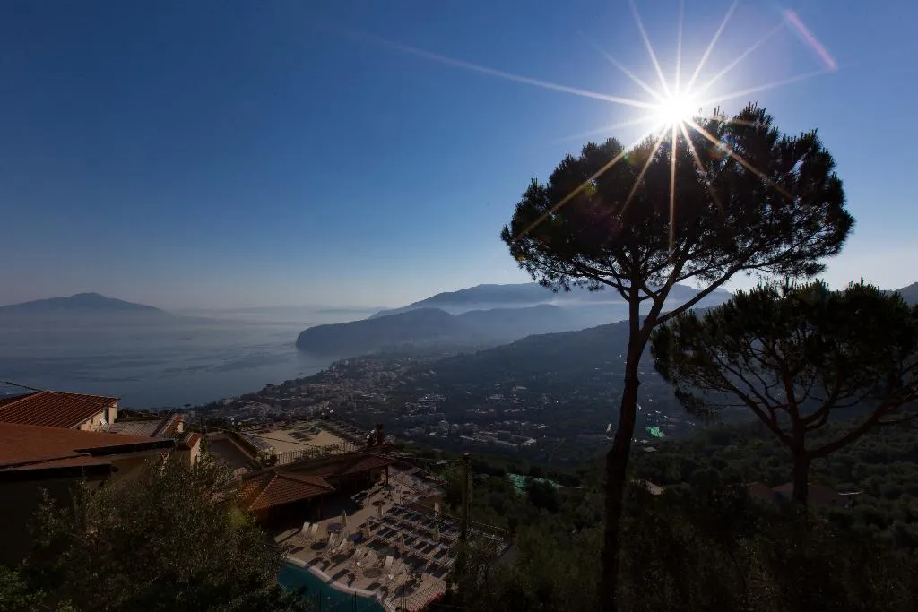 APARTMENT DUPLEX Room, Residence Le Terrazze Sorrento, Naples