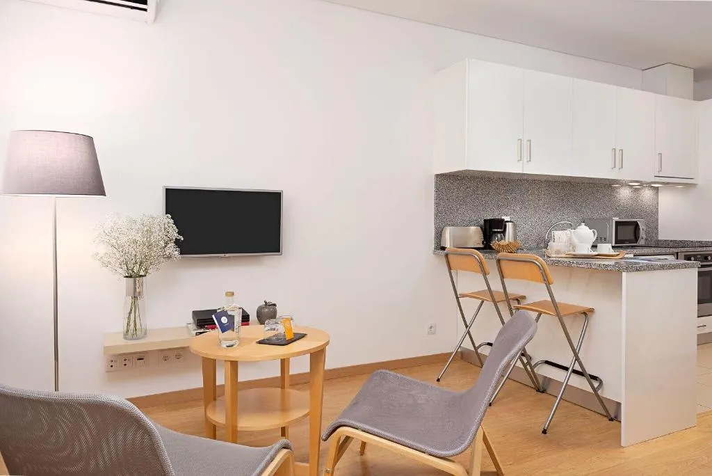 Room, Oporto Stories Apartments - Santa Catarina, 219, Porto