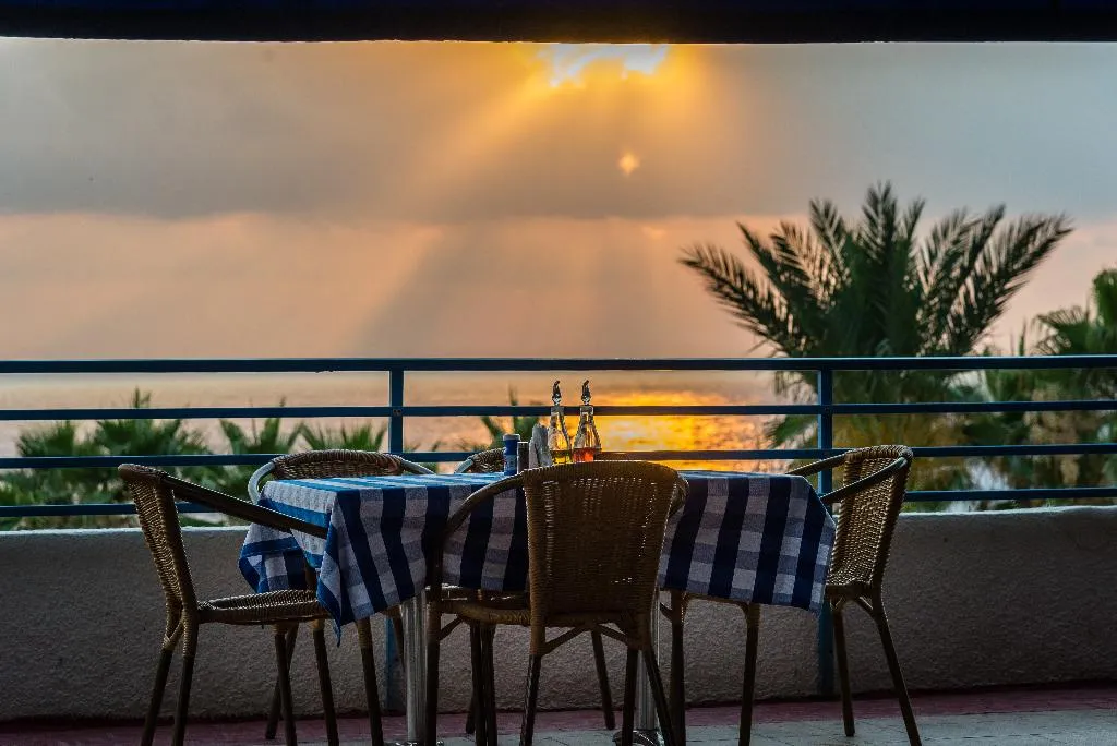 Bar, Helios Bay Hotel Apts & Villas, Cyprus
