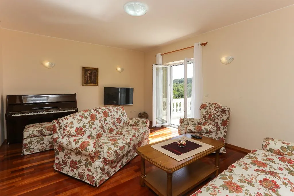 General view, Villa Harmonia, Dubrovnik