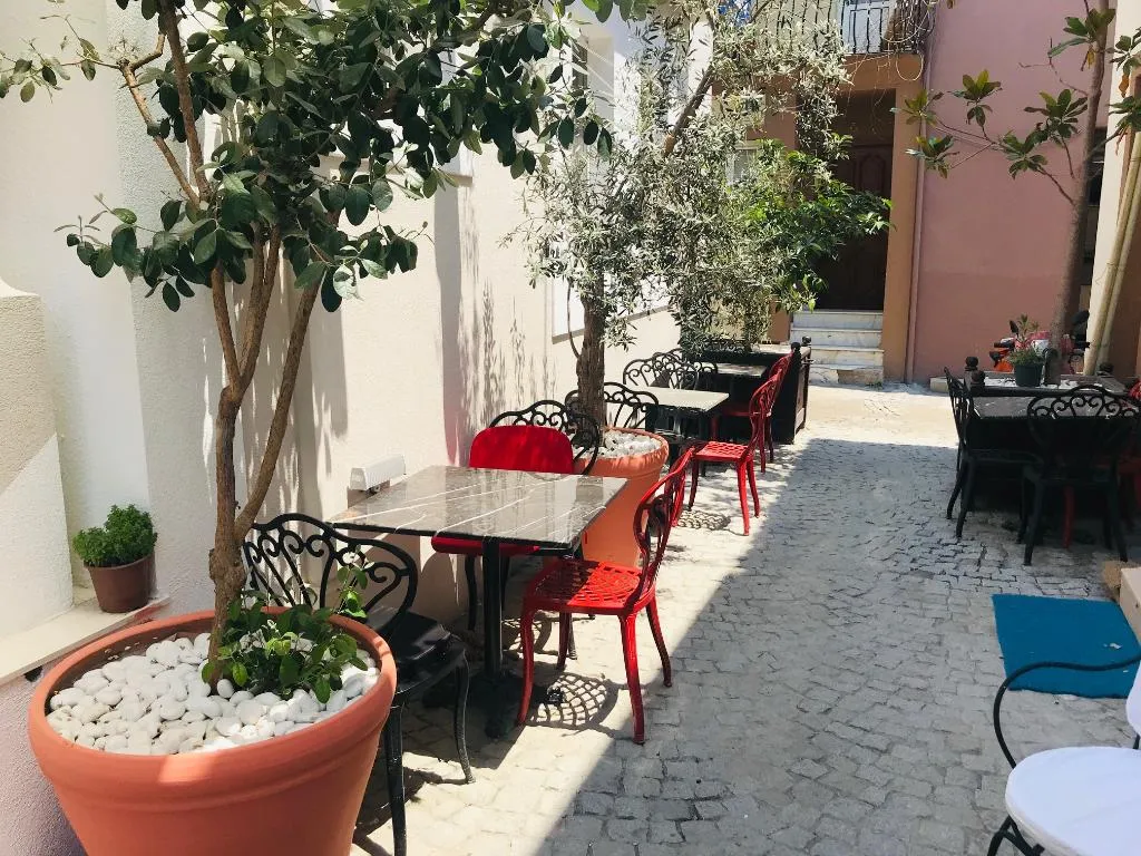 General view, Bay Nihat Lale Otel, Izmir