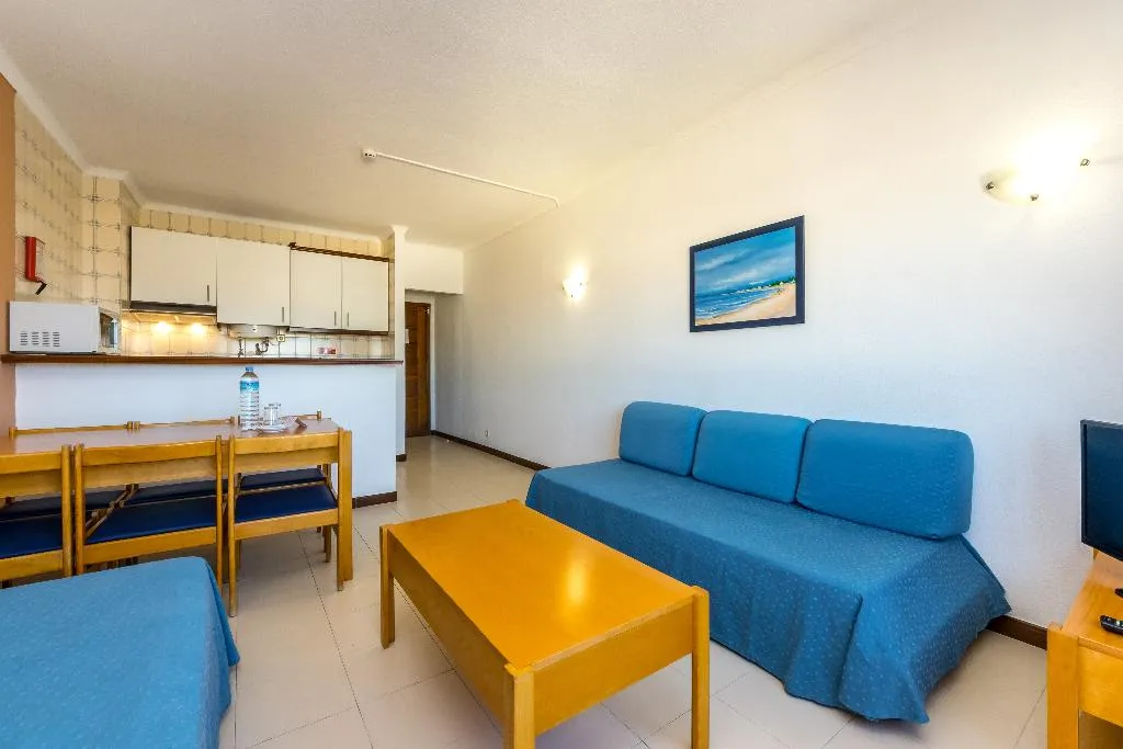 APARTMENT TWO BEDROOMS Room, Janelas do Mar, Algarve