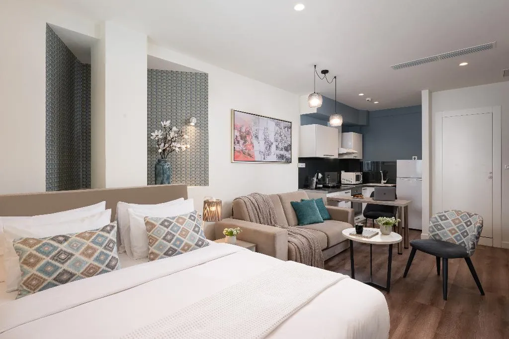 JUNIOR SUITE STANDARD Room, The Urban Nest Athens - Suites & Apartments, Athens
