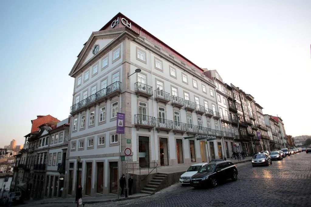 General view, Carris Porto Ribeira, Porto