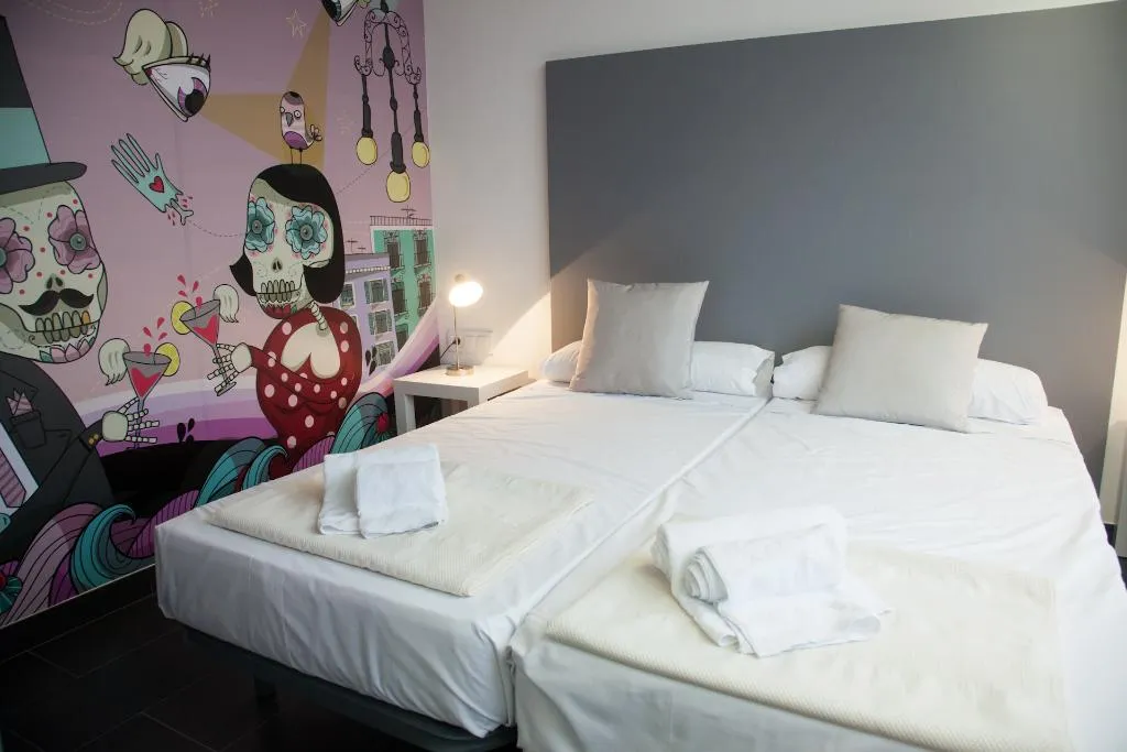 TWIN TWO BEDS Room, Hostel St Christophers Inn Barcelona, Barcelona