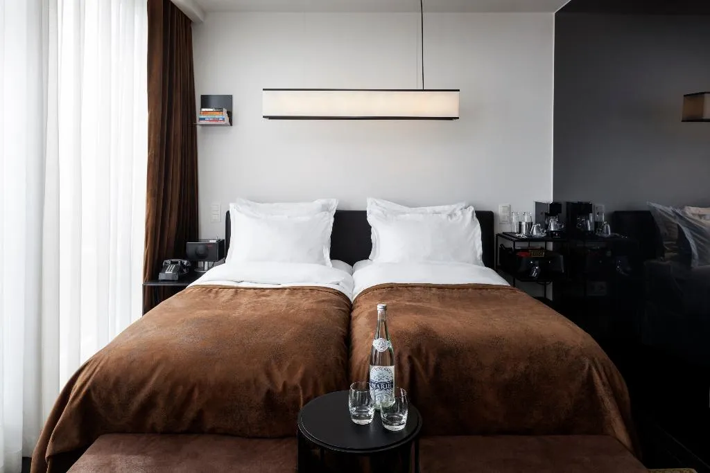 TWIN DELUXE Room, SIR Albert Hotel, part of Sircle Collection, Amsterdam