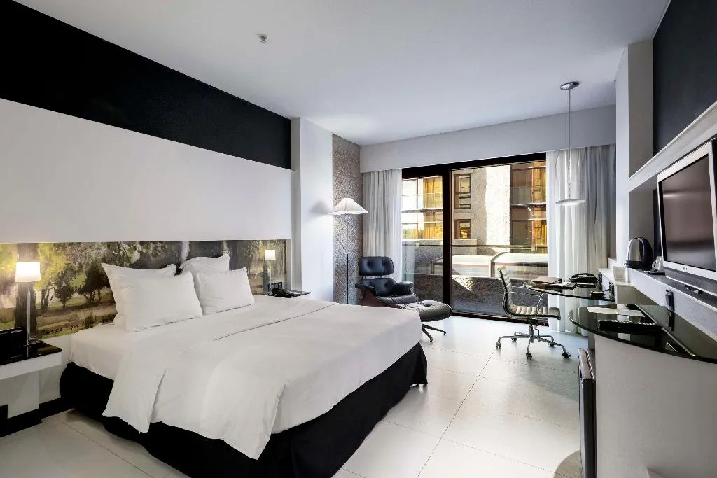 Room, Hilton Madrid Airport, Madrid