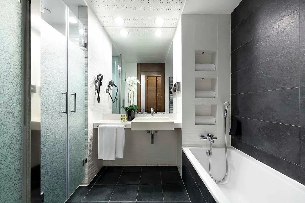Double or Twin STANDARD Room, Eurostars Madrid Congress, Madrid