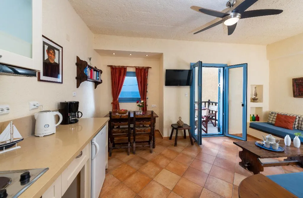 APARTMENT SUPERIOR SEA FRONT Room, Porto Sisi Hotel Apartments, Crete