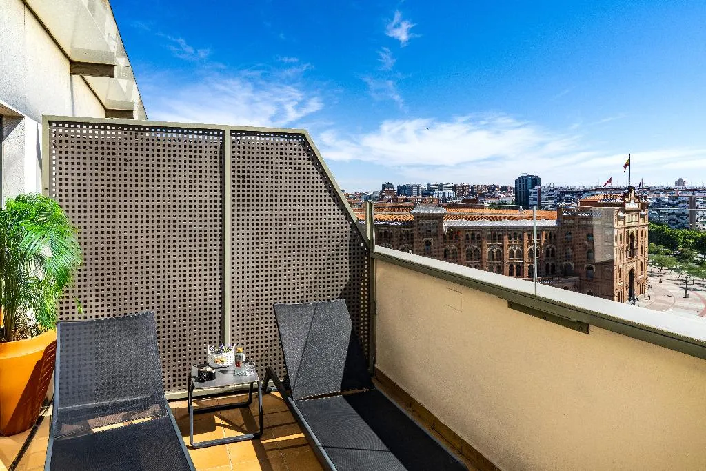 DOUBLE WITH TERRACE Room, Ibis Madrid Centro las Ventas, Madrid