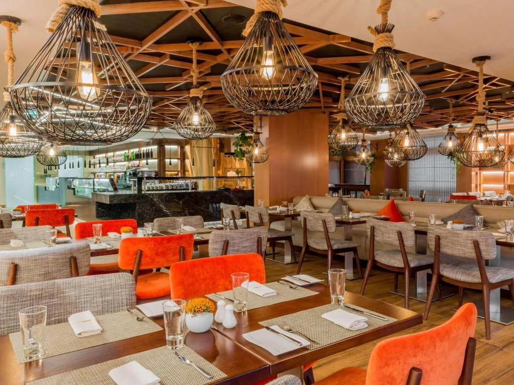 Restaurant, Sofitel Dubai The Palm, Dubai