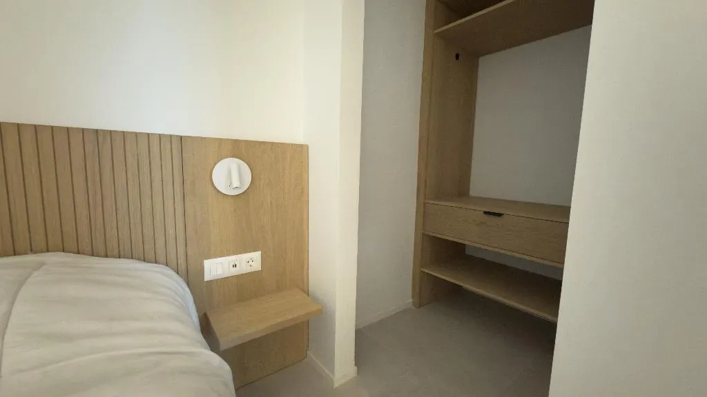 DOUBLE CLASSIC Room, MYO Barcelona Hotel & Apartments, Barcelona