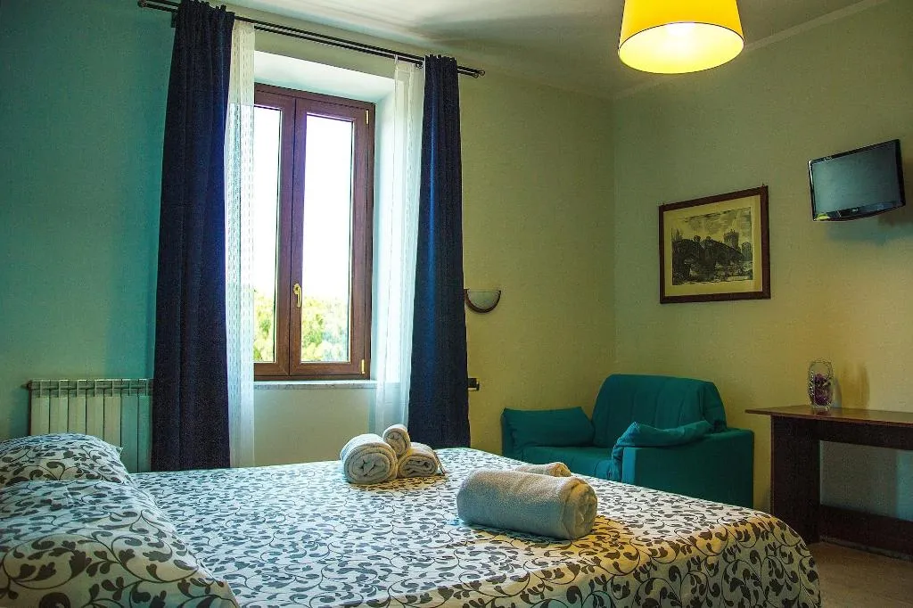 Room, Palazzo Santori, Rome