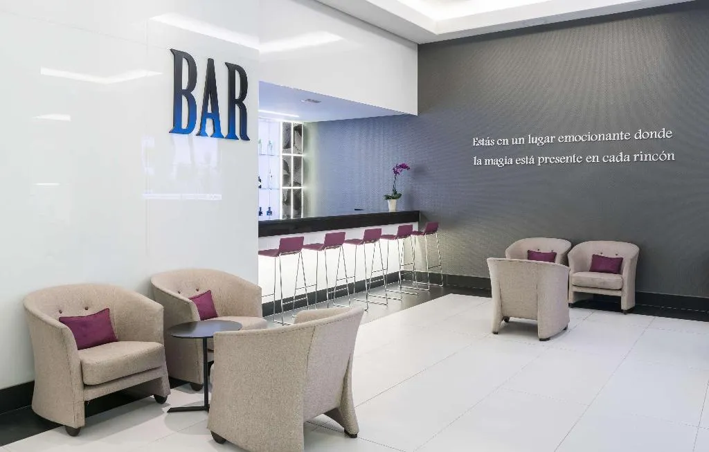 Bar, Ilunion Suites Madrid, Madrid