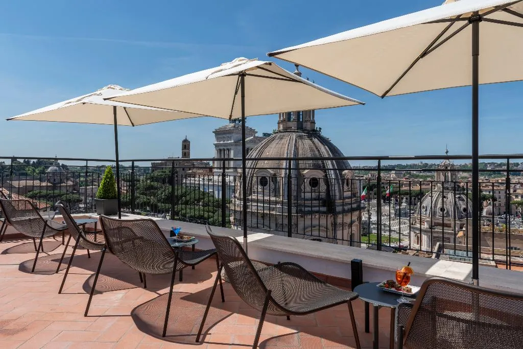 General view, H10 Palazzo Galla, Rome