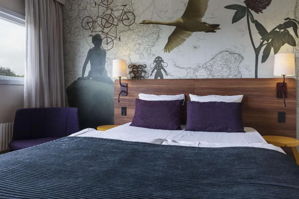 DOUBLE SINGLE USE SUPERIOR QUEEN BED Room, Scandic Hvidovre, Copenhagen