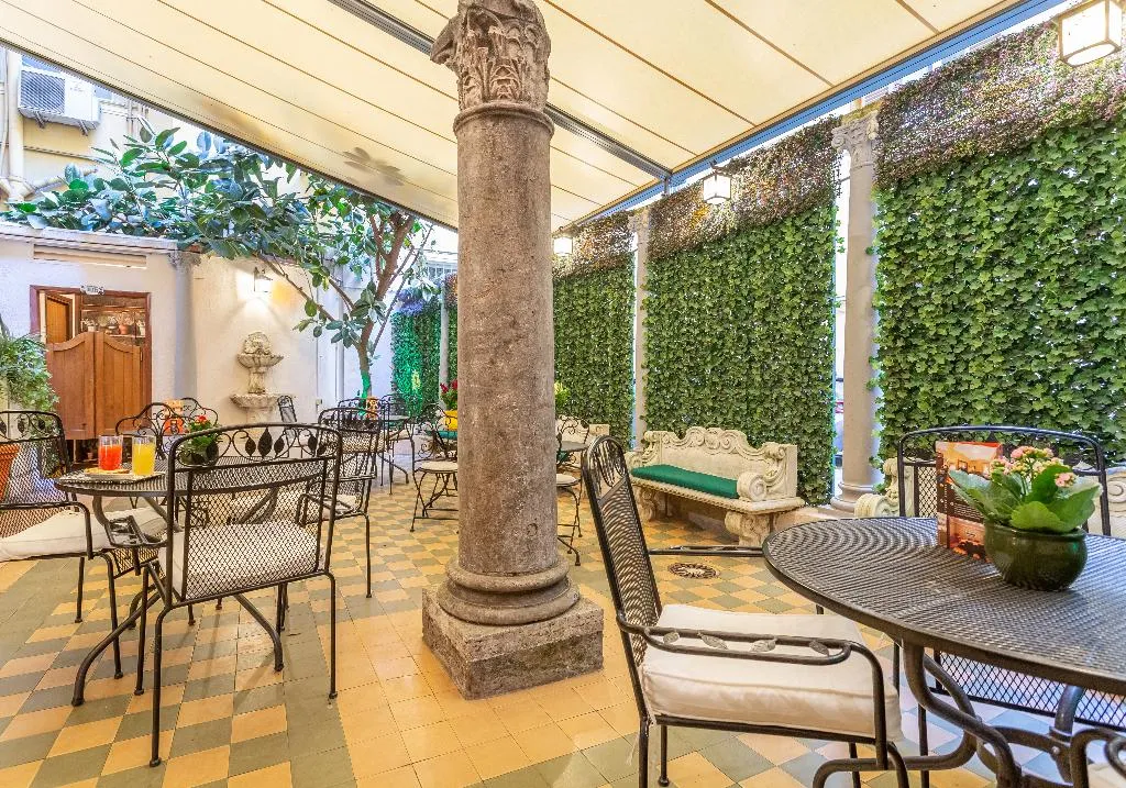 Terrace, Medici, Rome