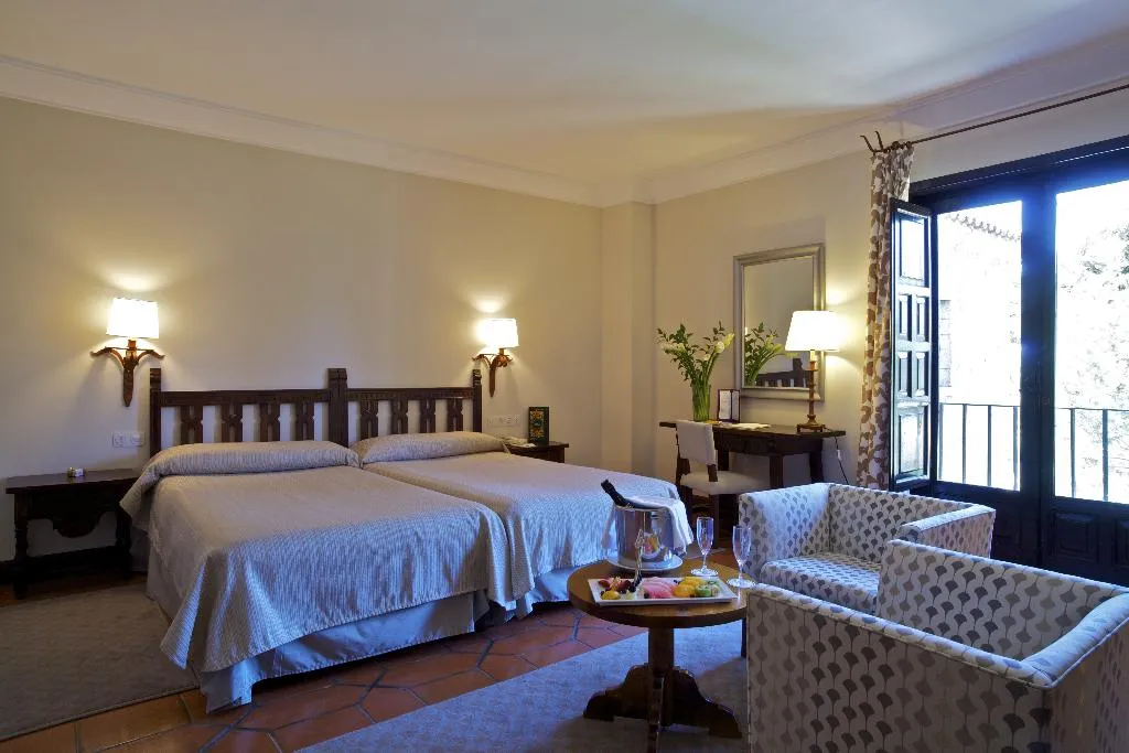 DOUBLE SUPERIOR Room, Parador de Avila, Madrid