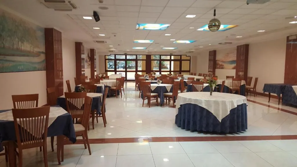 Restaurant, Laurence, Rome