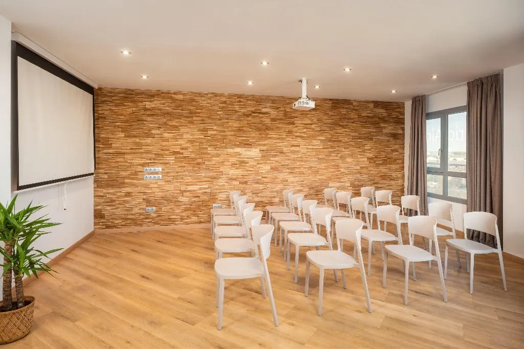 Conferences, Madrid Airport Suites Affiliated By Melia, Madrid