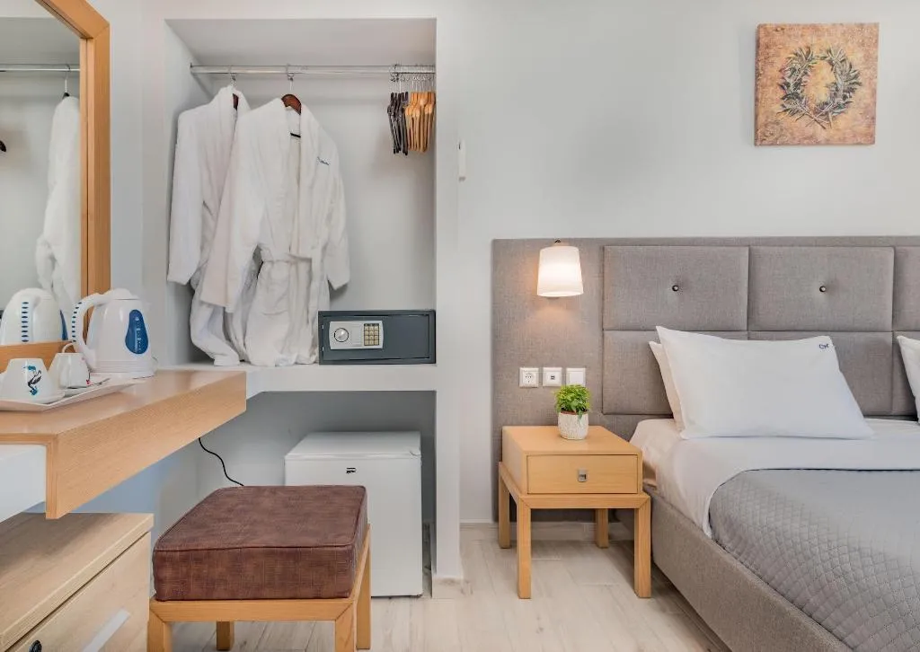 Room, Crystal Beach, Zante