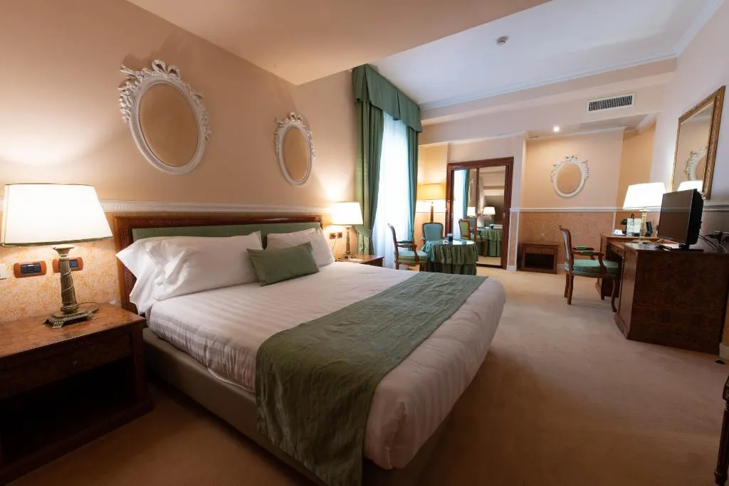 DOUBLE ONE BED Room, I Palazzi - Palace Grand Hotel Varese, Milan
