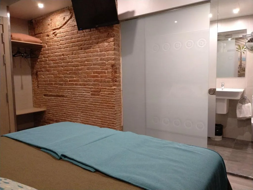 Room, Pensión Miami, Barcelona