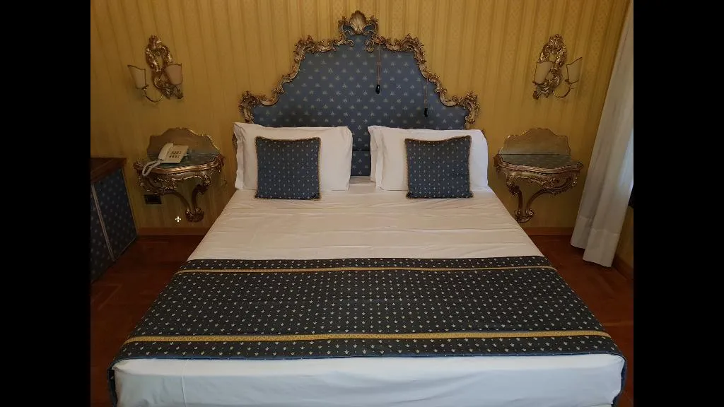DOUBLE SUPERIOR LAGOON VIEW Room, Pensione Wildner, Venice