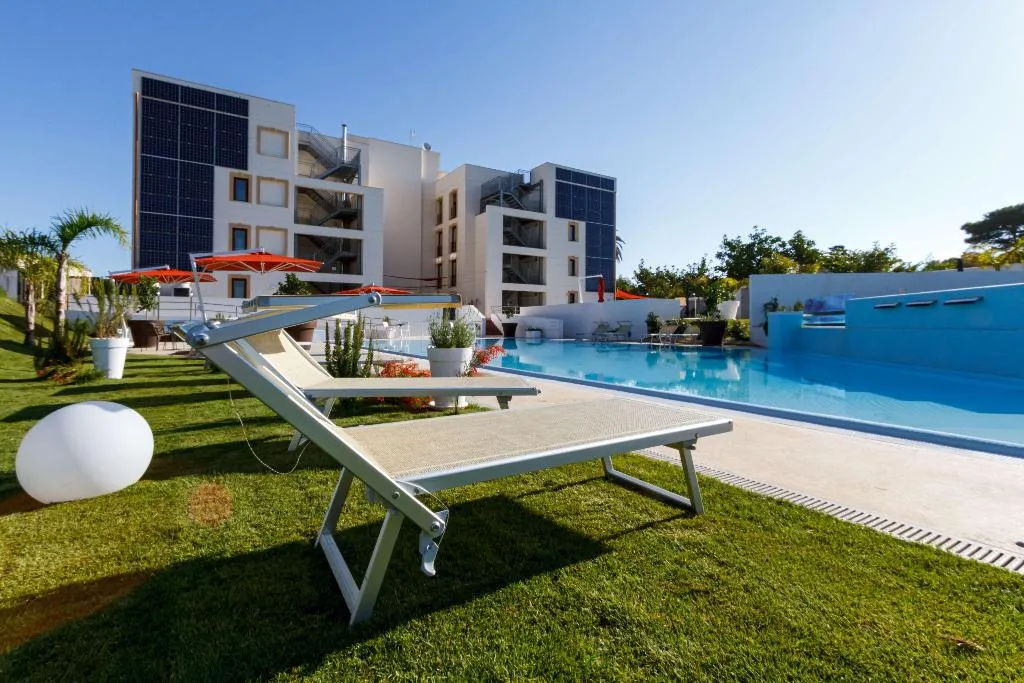 Pool, Delle Palme, Palermo