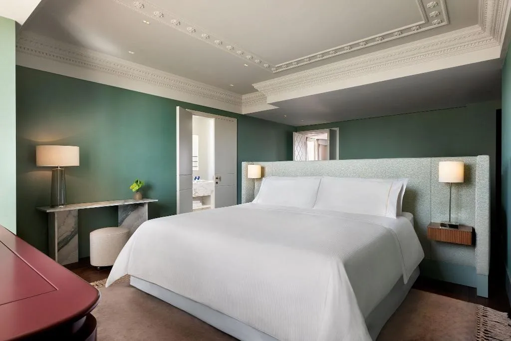 Room, The Westin Palace Milan, Milan