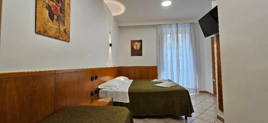 Room, Zara, Naples