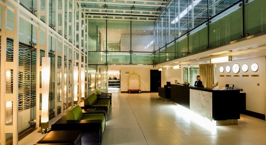 Double or Twin DELUXE Room, Dubai International Terminal Hotel, Dubai
