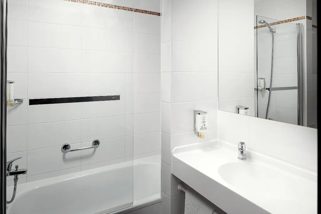 QUADRUPLE CAPACITY 4 Room, Hotel Ambiance, Prague